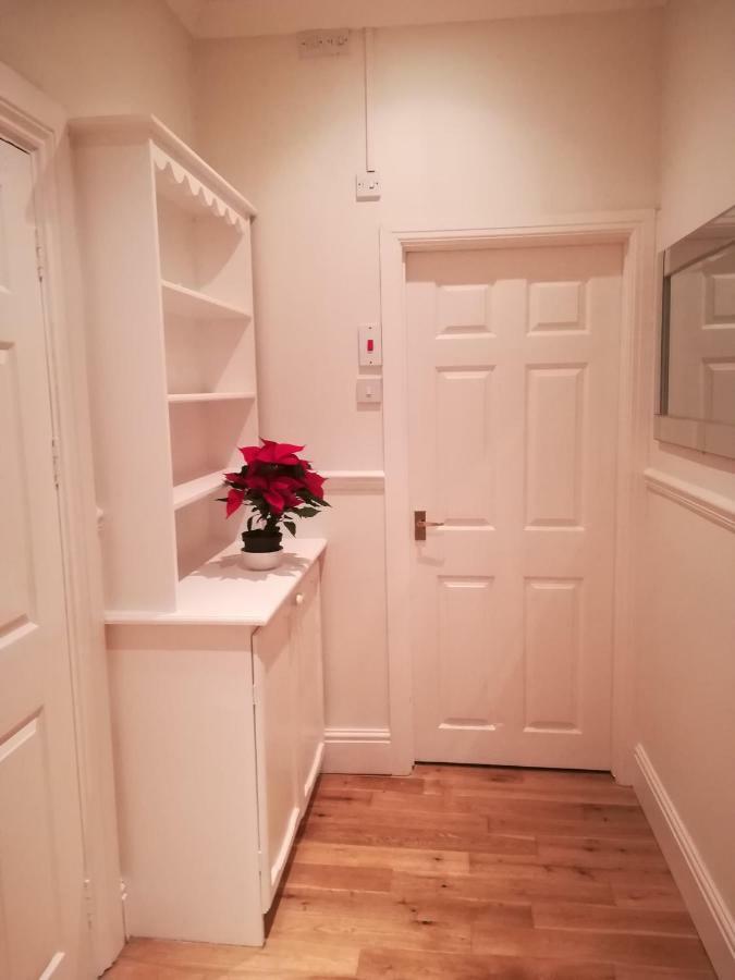Bright And Airy, 1 Bedroom, Ground Floor Apartment, Uplands, Swansea Kültér fotó